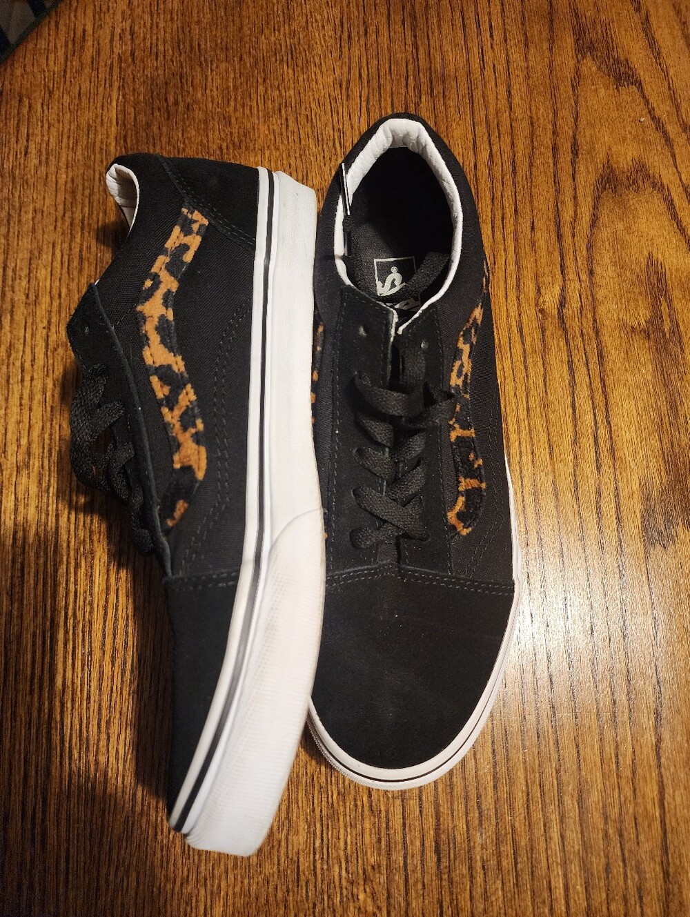 Vans - Picture 8 of 9